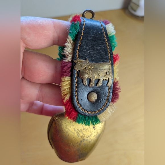 VINTAGE European Brass Cow Bell Collectible Item - Picture 1 of 7